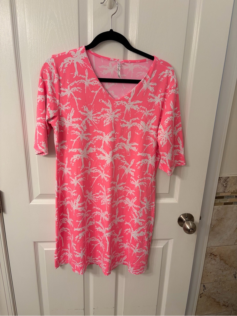 Lulu-B Neon Pink and White Palm Shift Dress